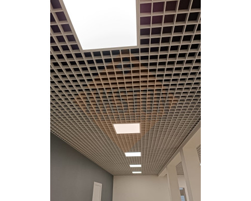 Грильято 100x100x40 мм  белый матовый